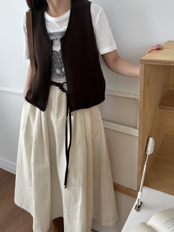 There By - Korean Women Fashion - #romanticstyle - Autumn Zipper Vest - 2