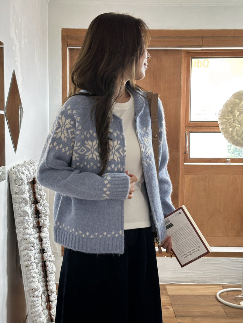 There By - Korean Women Fashion - #womensfashion - Snowflake Zipper Cardigan - 5