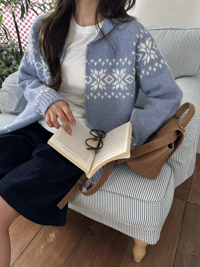 There By - Korean Women Fashion - #womensfashion - Snowflake Zipper Cardigan - 7