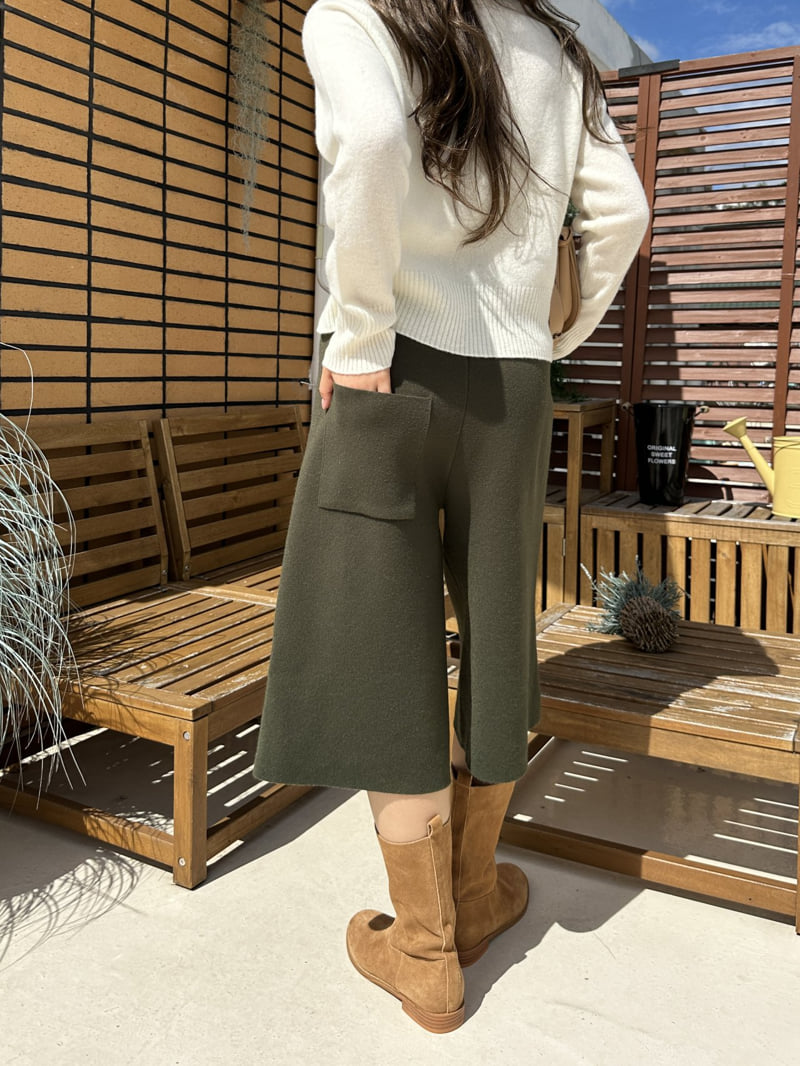 There By - Korean Women Fashion - #womensfashion - Knit Bermuda Shorts - 5