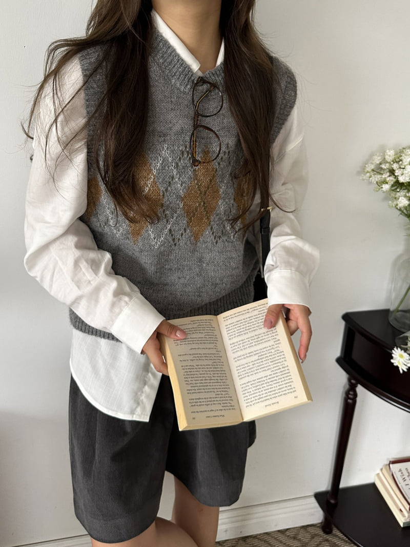 There By - Korean Women Fashion - #womensfashion - Mabel Vest - 10