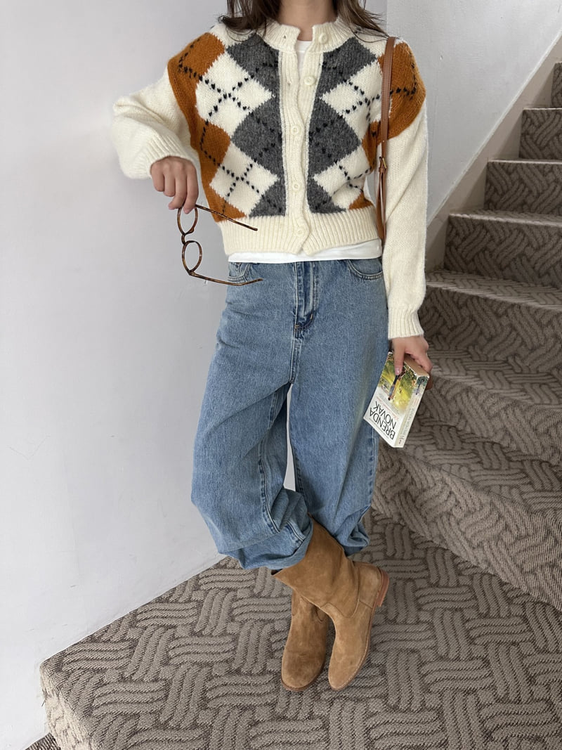 There By - Korean Women Fashion - #womensfashion - Milk Argyle Cardigan - 5