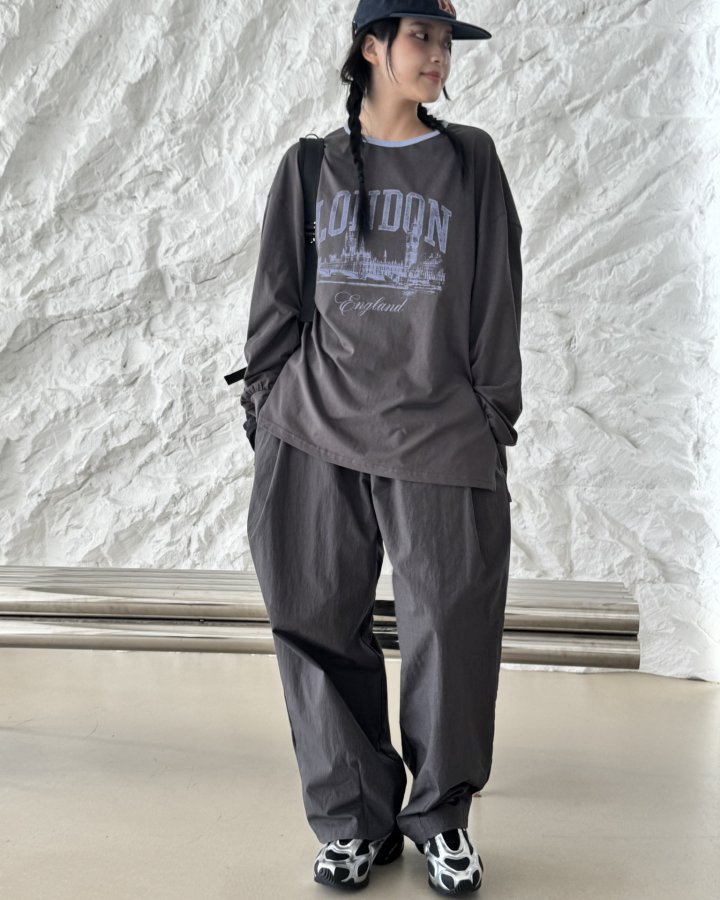 Theres - Korean Women Fashion - #pursuepretty - London Tee - 3