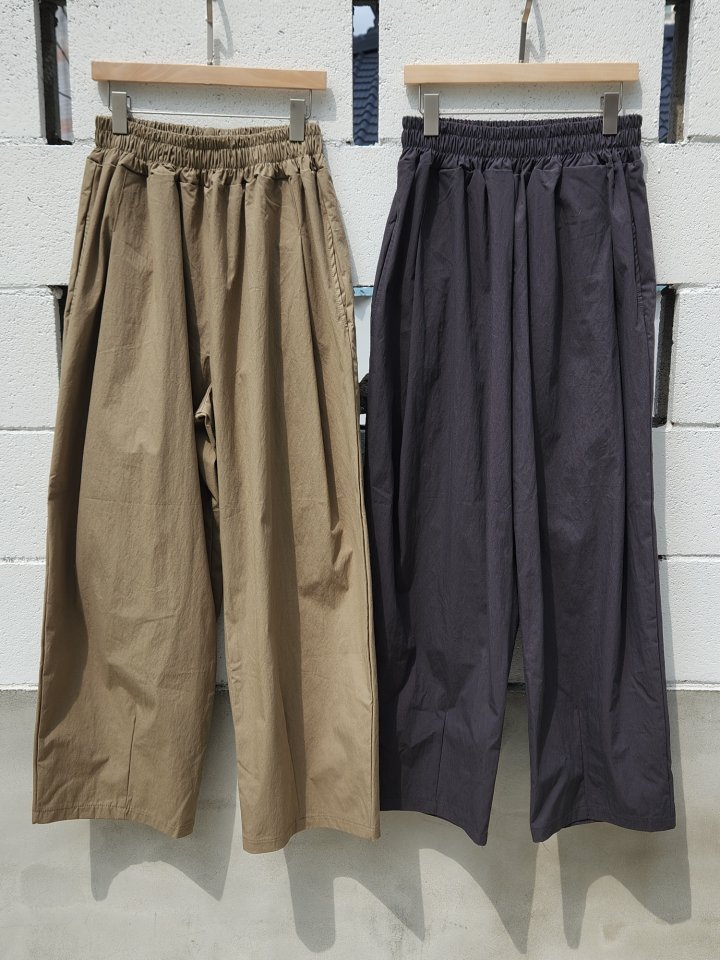 Theres - Korean Women Fashion - #shopsmall - Rustling Fabric Pants - 7