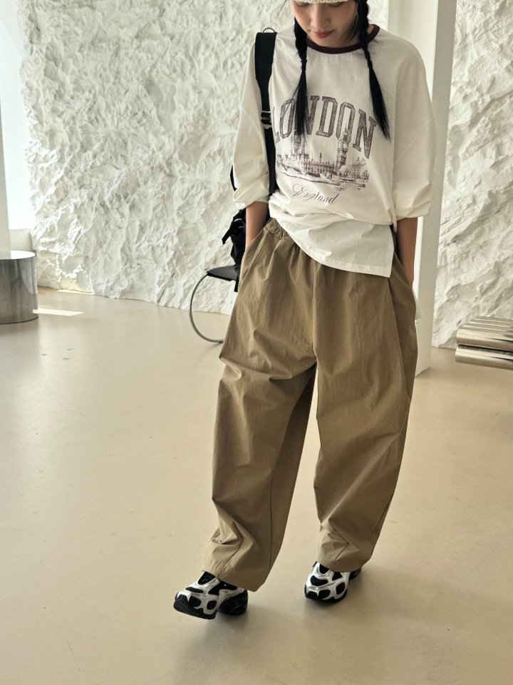 Theres - Korean Women Fashion - #vintageinspired - Rustling Fabric Pants - 2