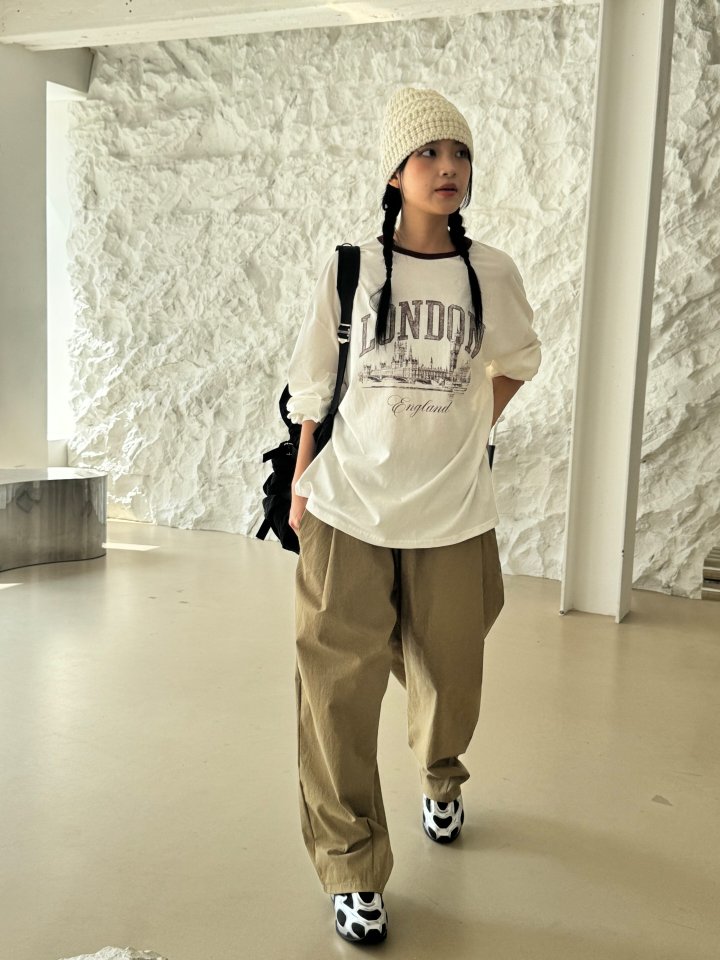 Theres - Korean Women Fashion - #vintageinspired - London Tee