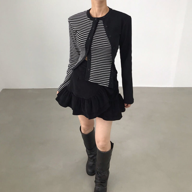 Twomoon - Korean Women Fashion - #womensfashion - Two Some Button Top - 4