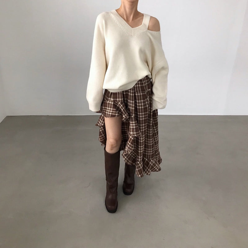 Twomoon - Korean Women Fashion - #momslook - Double V Knit - 9