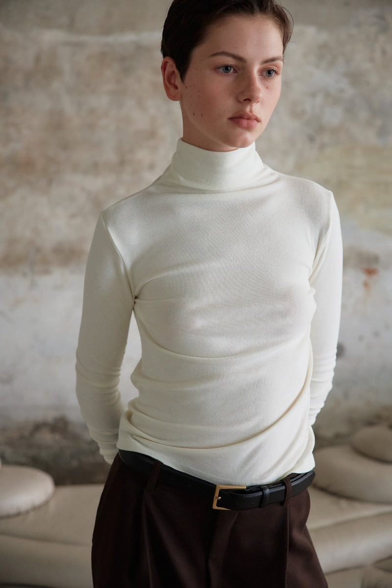 Understanding - Korean Women Fashion - #womensfashion - Neck Shirring Detail Top - 4