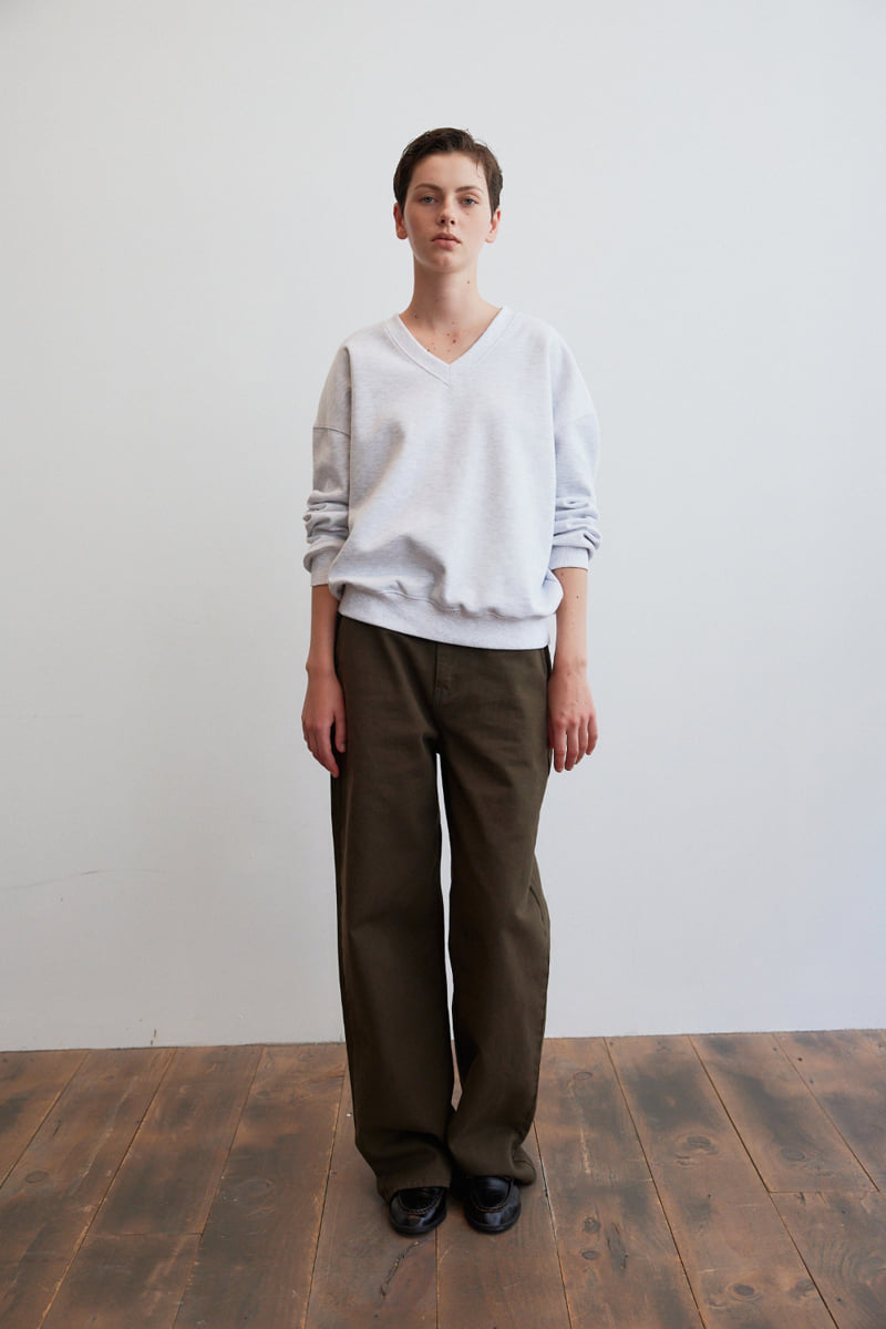 Understanding - Korean Women Fashion - #thelittlethings - V Neck Sweatshirt - 2