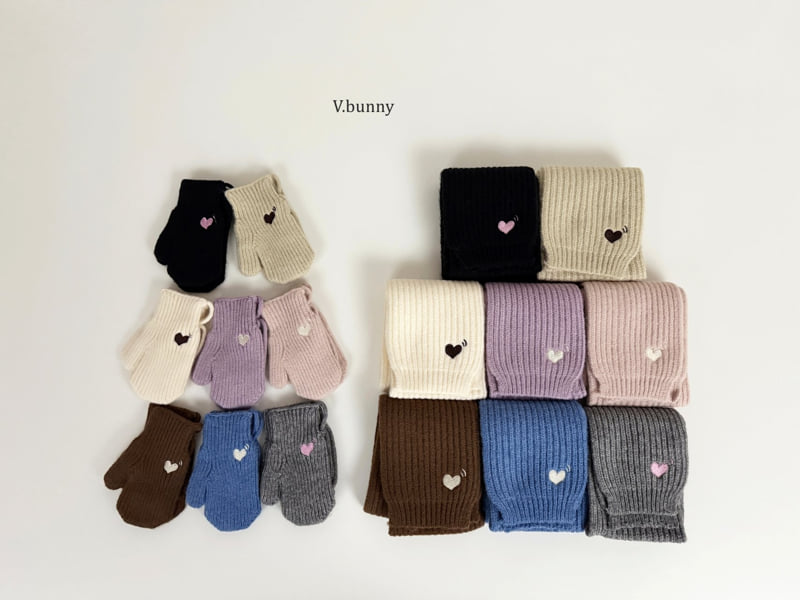 V Bunny - Korean Children Fashion - #kidsshorts - Heart Embroidery Muffler - 12