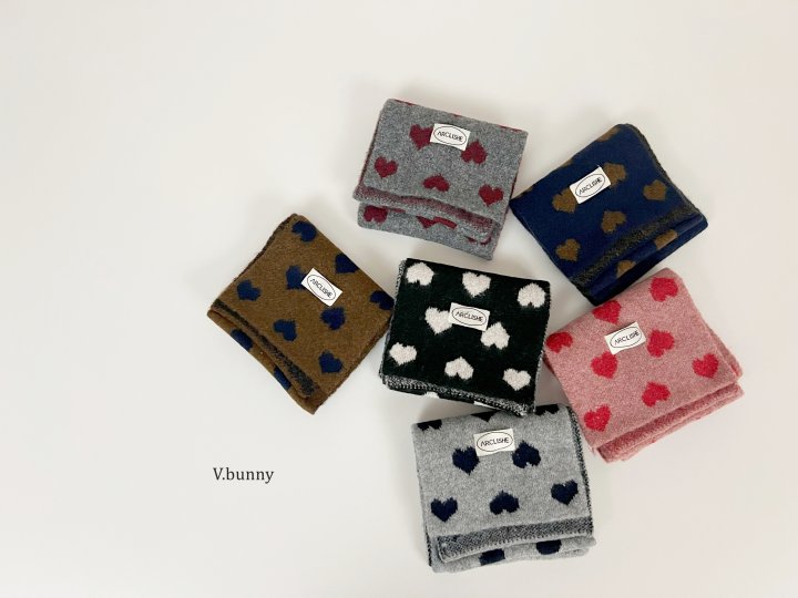 V Bunny - Korean Children Fashion - #kidzfashiontrend - Heart Muffler - 2