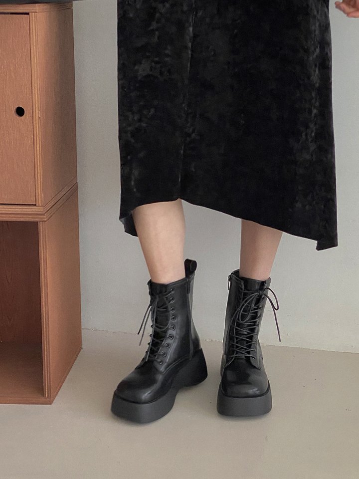 Vade - Korean Women Fashion - #momslook - Half Mid Square Walker Boots - 7
