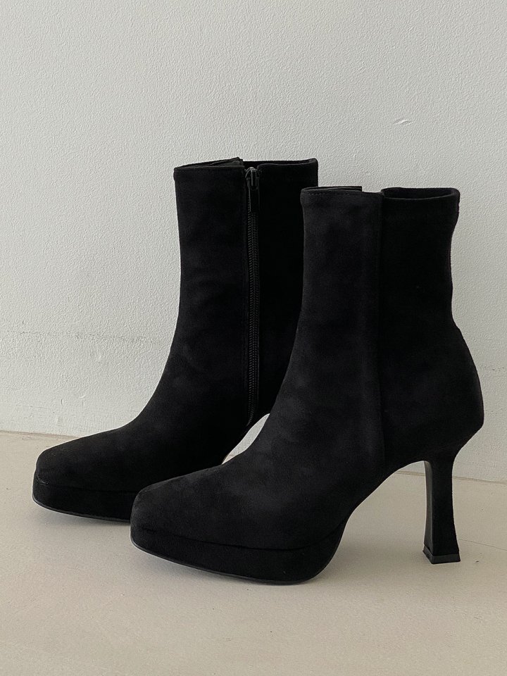 Vade - Korean Women Fashion - #womensfashion - Walker Heel Span Ankle Boots - 4