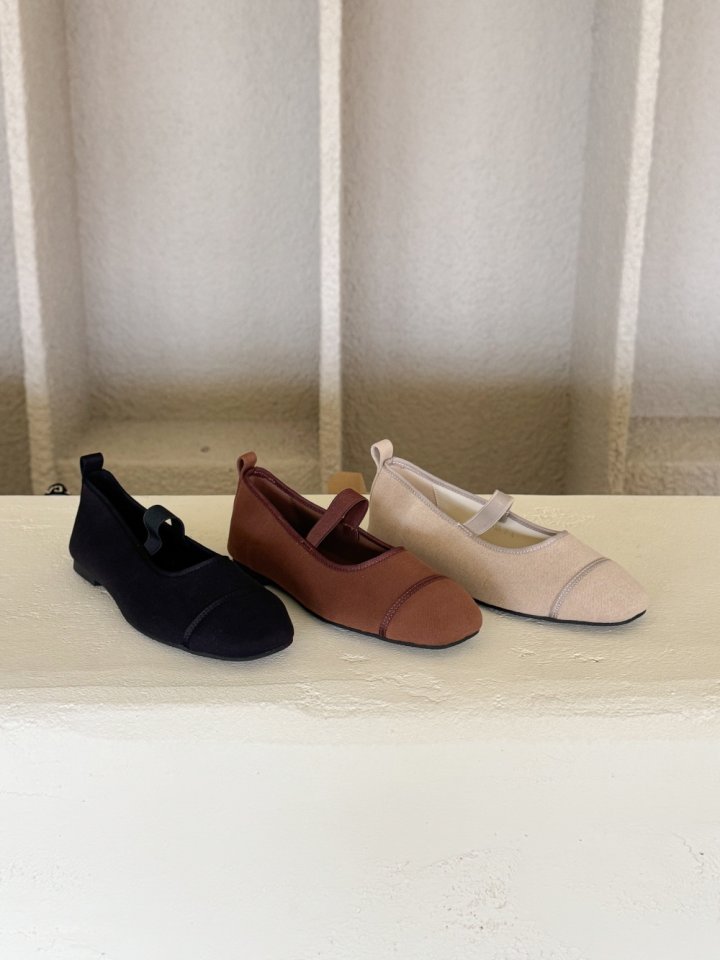 Vade - Korean Women Fashion - #momslook - Round Cut Mary Jane Flats - 9
