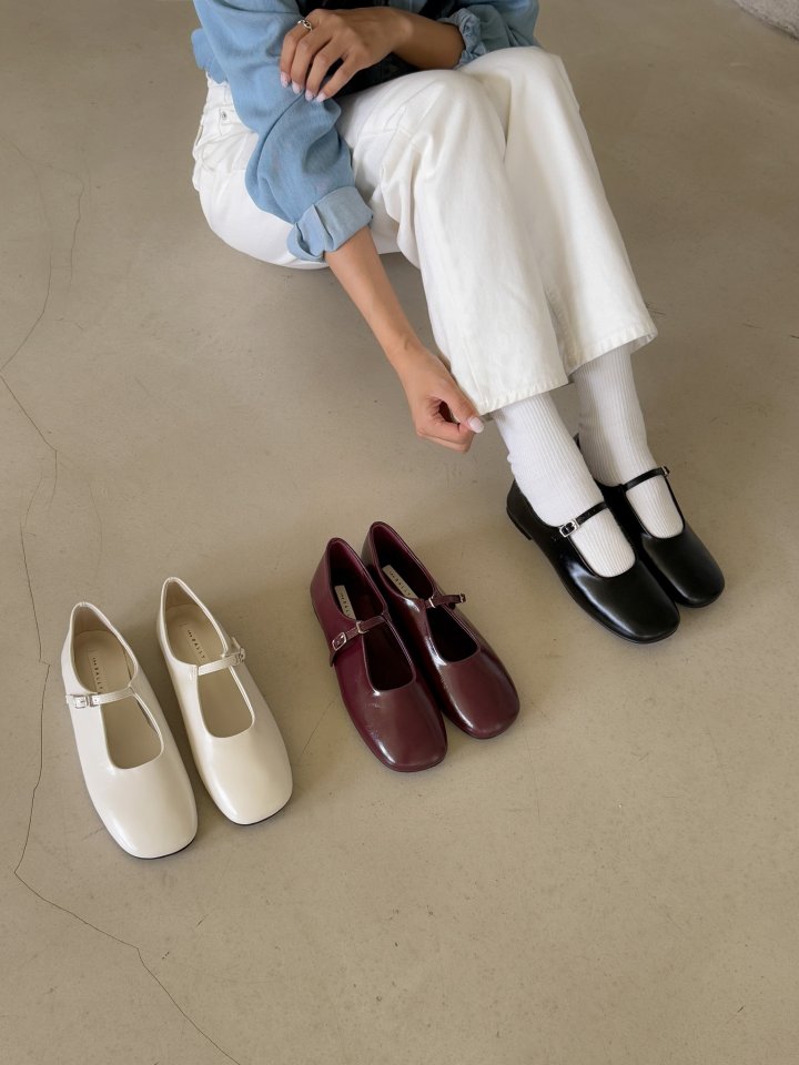 Vade - Korean Women Fashion - #momslook - Square Mary Jane Flats - 2