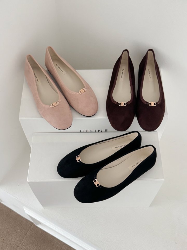 Vade - Korean Women Fashion - #momslook - Suede Point Flats - 11