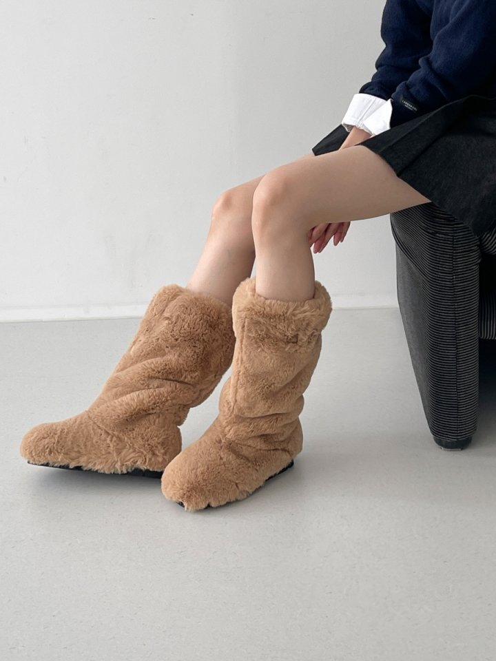 Vade - Korean Women Fashion - #momslook - Mid Half Air Suede Police Boots - 6
