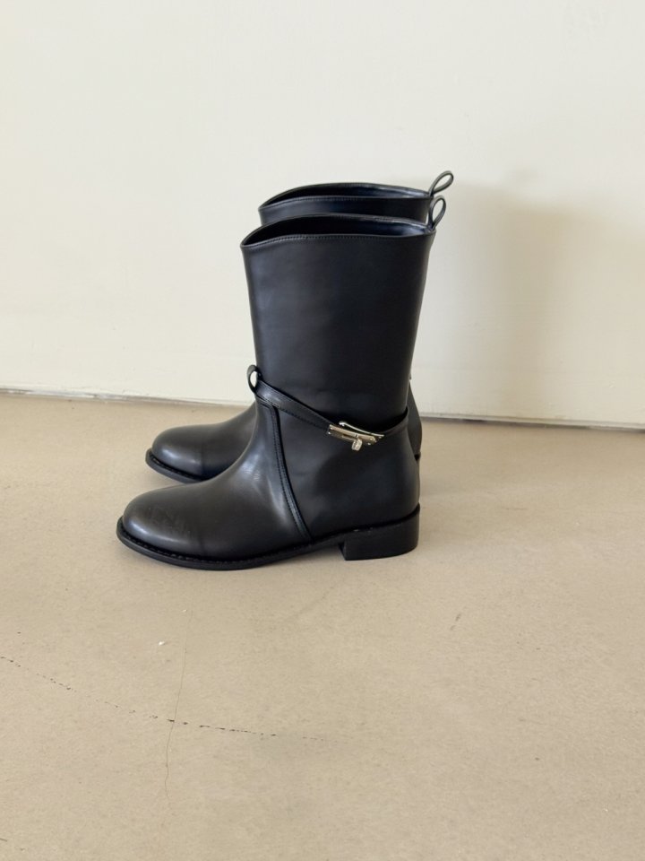 Vade - Korean Women Fashion - #momslook - Buckle Round Half Mid Boots - 5
