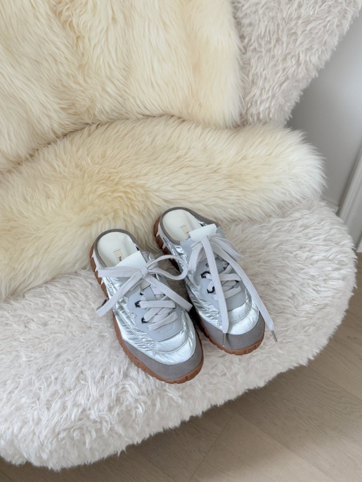 Vade - Korean Women Fashion - #momslook - Slip-On Sneakers - 8
