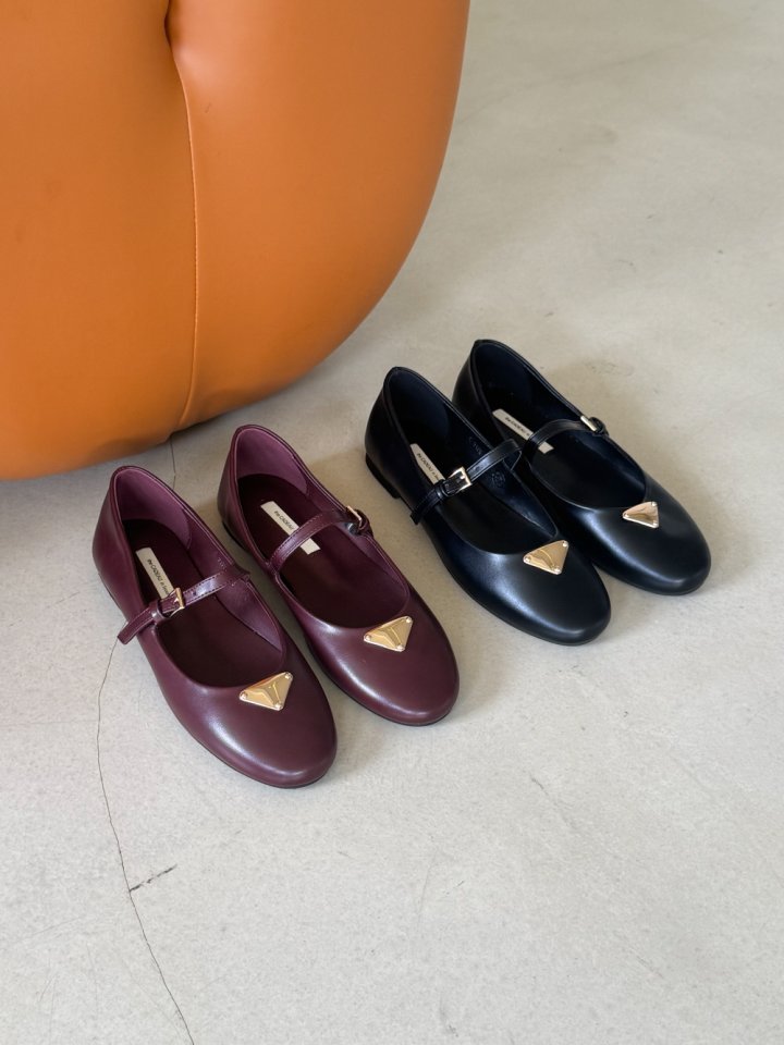 Vade - Korean Women Fashion - #momslook - Gold Point Mary Jane Flats - 12
