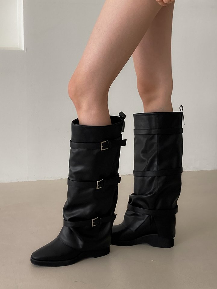 Vade - Korean Women Fashion - #womensfashion - Buckle Velcro Round Boots - 4