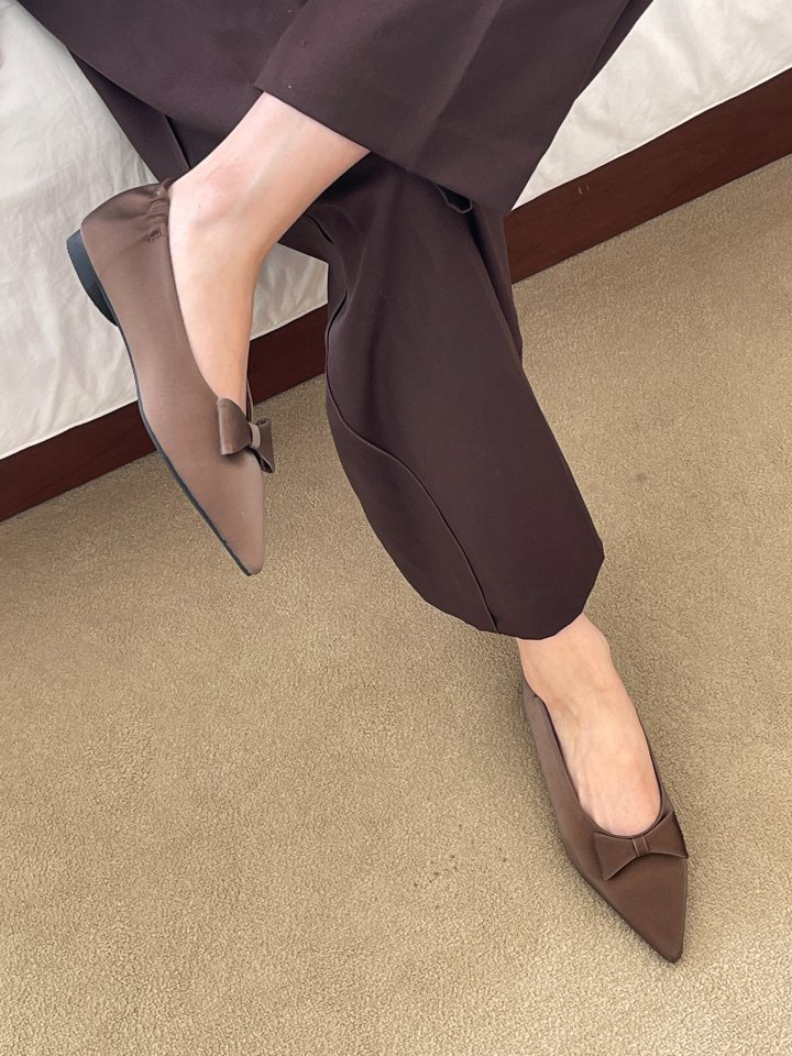 Vade - Korean Women Fashion - #momslook - Stiletto Ribbon Low Heel Flats - 10