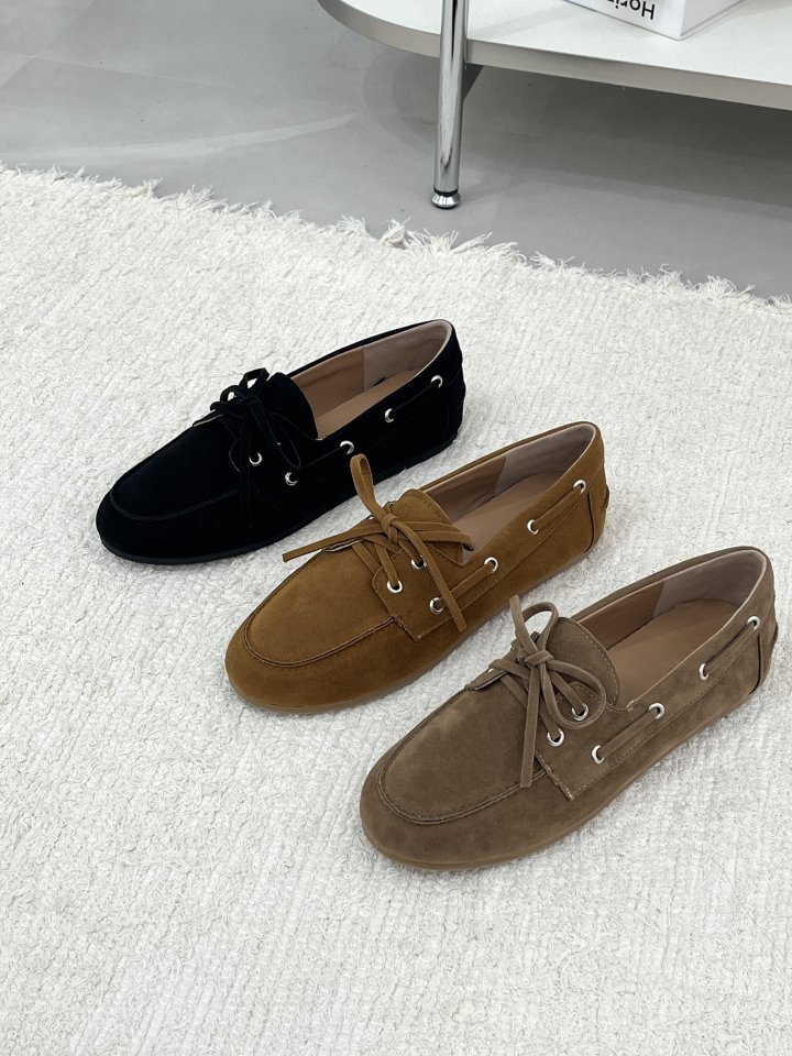 Vade - Korean Women Fashion - #momslook - Low Heel Woven Loafers - 2