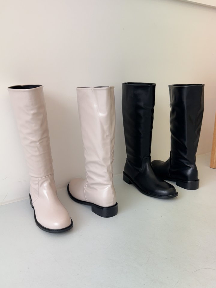 Vade - Korean Women Fashion - #momslook - Half Mid Boots - 2