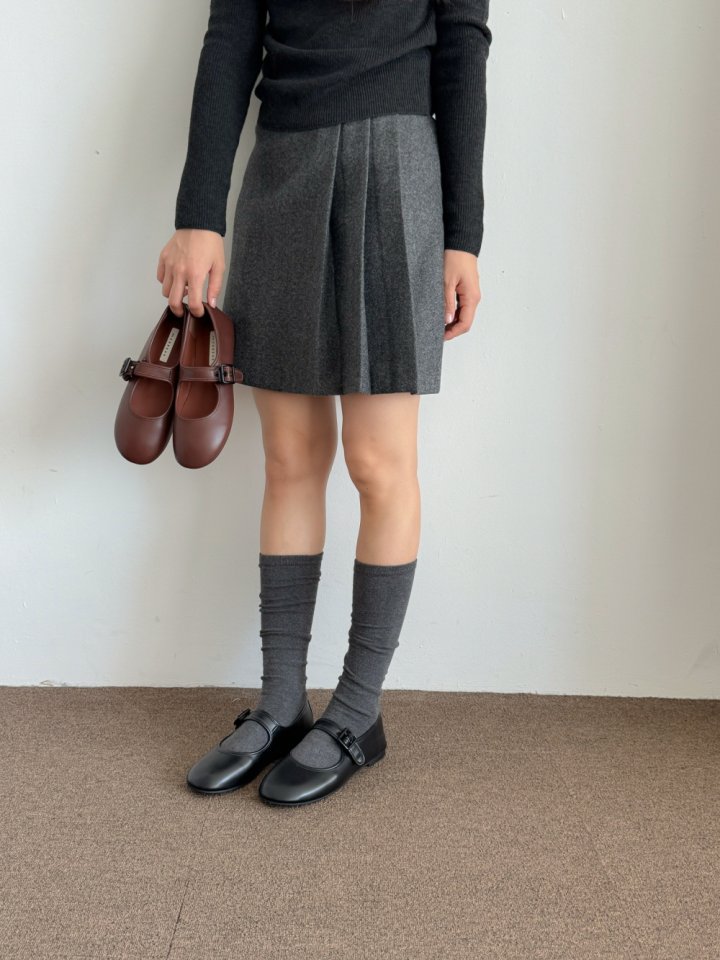 Vade - Korean Women Fashion - #momslook - Round Mary Jane Flats - 3