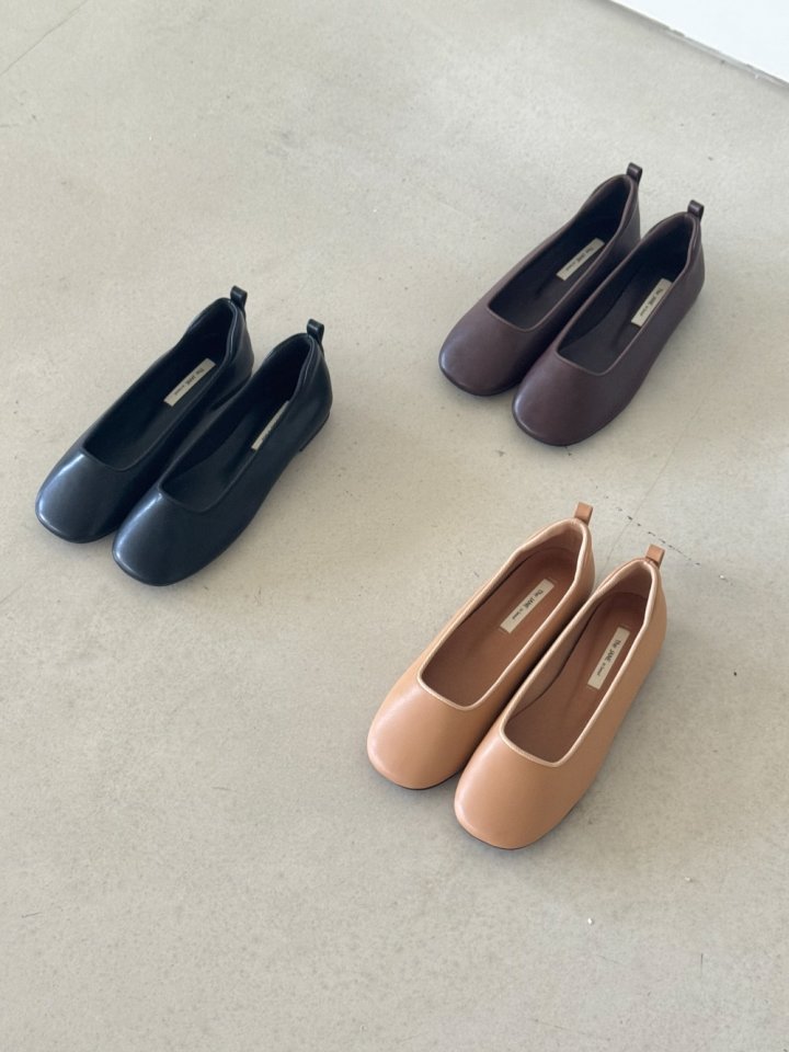 Vade - Korean Women Fashion - #momslook - Soft Cushioned Square Basic Flats - 12