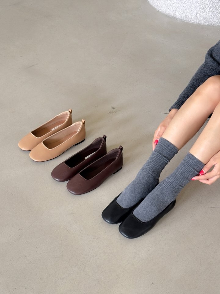 Vade - Korean Women Fashion - #womensfashion - Soft Cushioned Square Basic Flats - 4