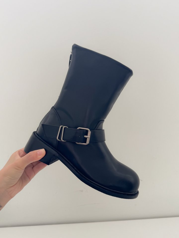 Vade - Korean Women Fashion - #momslook - Buckle Strap Walkers