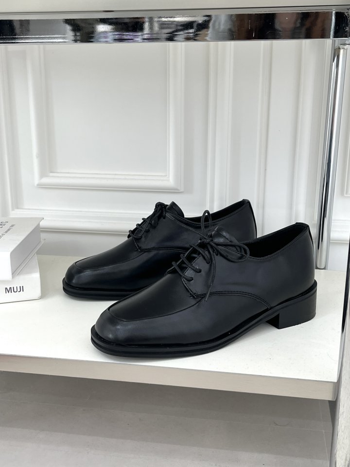 Vade - Korean Women Fashion - #momslook - Black Feminism Loafers - 2