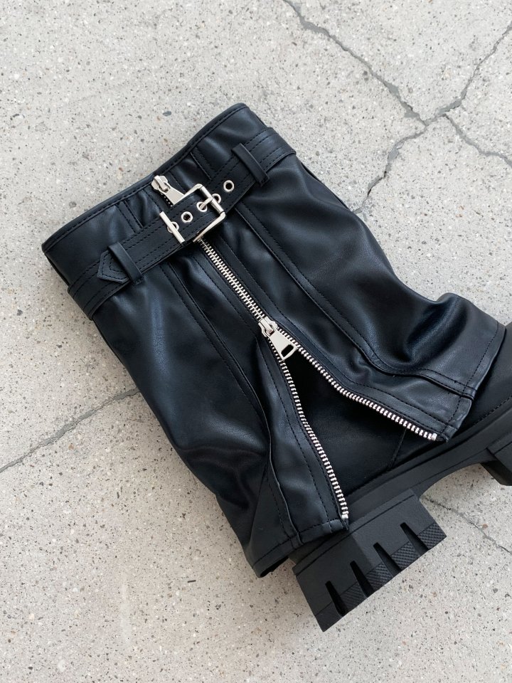 Vade - Korean Women Fashion - #momslook - Buckle Zipper Walker Boots - 2