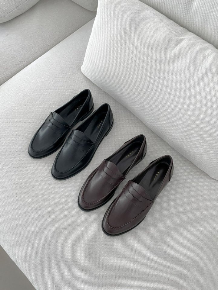 Vade - Korean Women Fashion - #momslook - PU Low Heel Loafers - 12