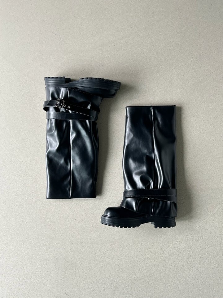 Vade - Korean Women Fashion - #momslook - Mountain Buckle Walker Boots - 11