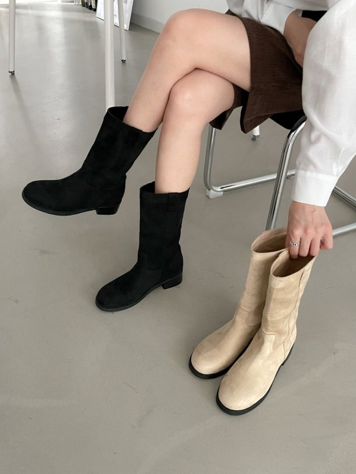 Vade - Korean Women Fashion - #momslook - Mid Half Suede Boots - 12