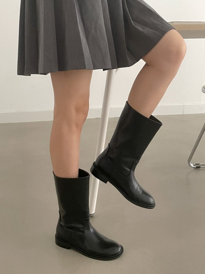 Vade - Korean Women Fashion - #momslook - Round Mid Half Boots - 3