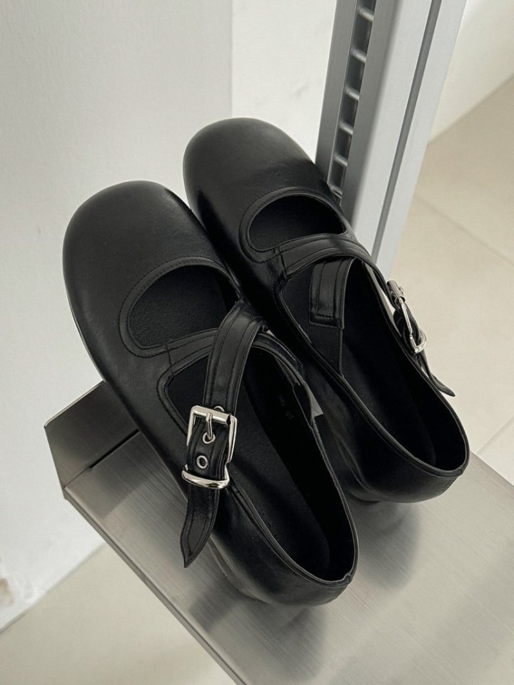 Vade - Korean Women Fashion - #momslook - Cross Strap Square Mary Jane Flats - 7