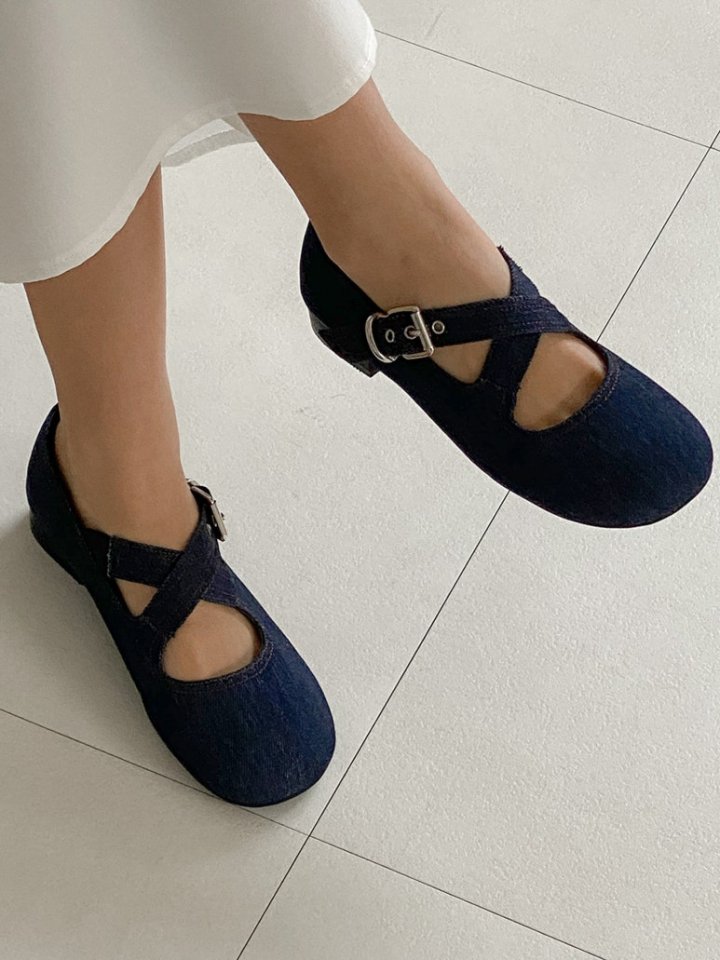 Vade - Korean Women Fashion - #momslook - Cross Strap Square Mary Jane Flats - 9