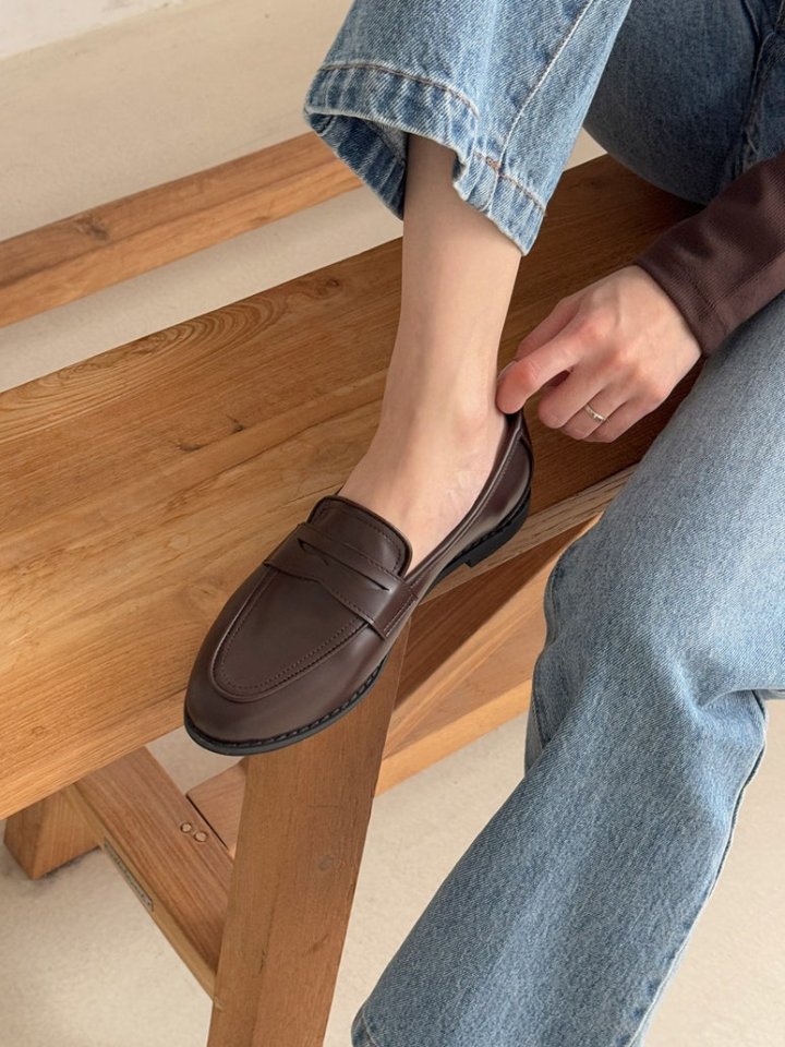 Vade - Korean Women Fashion - #momslook - Basic Penny Loafers - 2