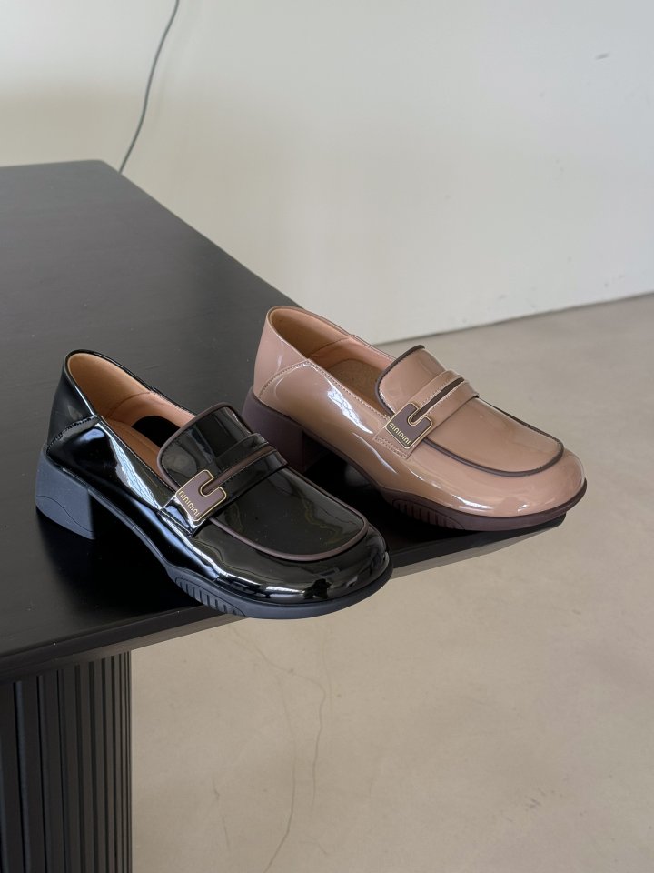 Vade - Korean Women Fashion - #pursuepretty - Fall Penny Loafers - 3