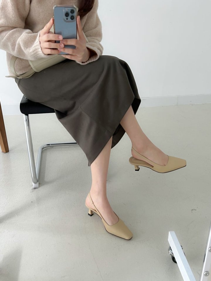 Vade - Korean Women Fashion - #restrostyle - Square Basic Slim Slingback Heels - 3