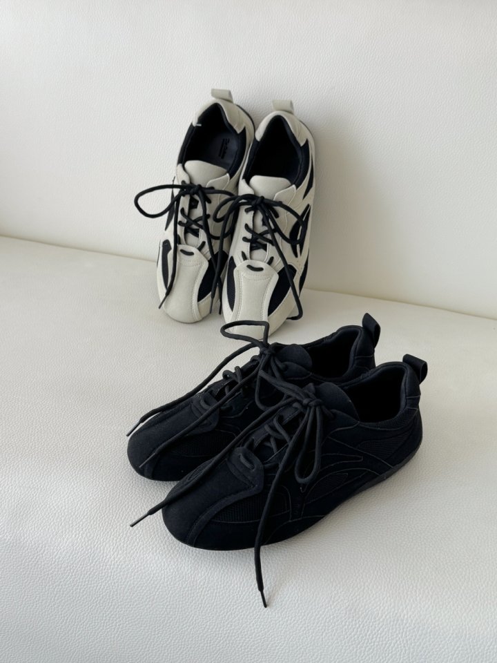 Vade - Korean Women Fashion - #restrostyle - Slim Combo Sneakers - 11