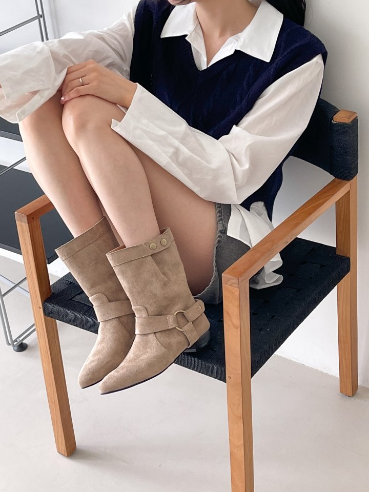 Vade - Korean Women Fashion - #pursuepretty - Buckle Strap Boots - 4