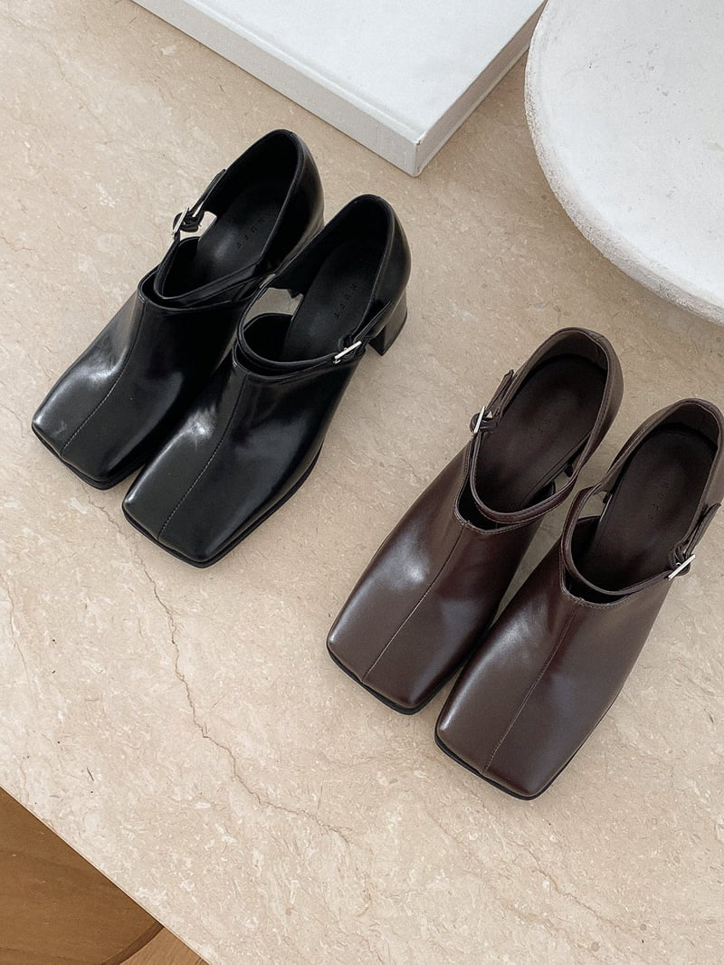 Vade - Korean Women Fashion - #romanticstyle - Flap Square Buckle Strap Loafer Heels - 12