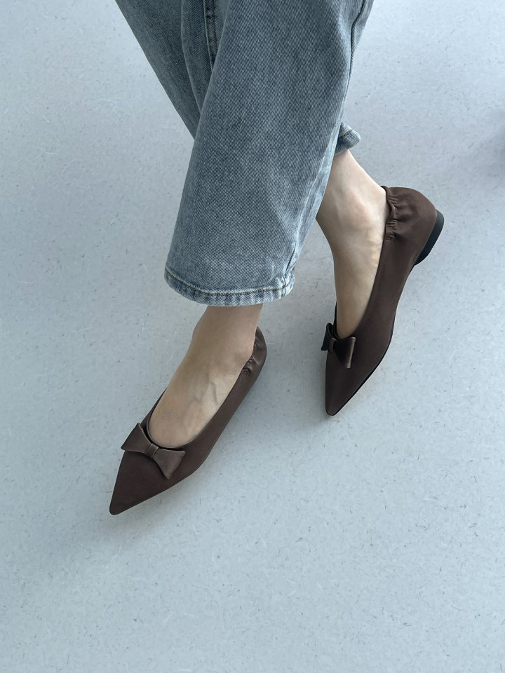 Vade - Korean Women Fashion - #romanticstyle - Stiletto Ribbon Low Heel Flats - 6