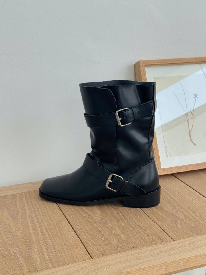Vade - Korean Women Fashion - #romanticstyle - Velcro Buckle Half Mid Boots - 7