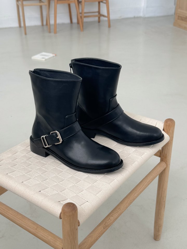 Vade - Korean Women Fashion - #romanticstyle - Velcro Ankle Boots - 3